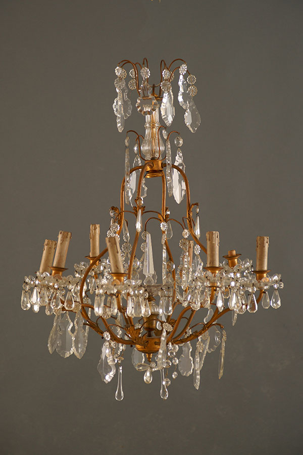 Vieux lustres Collection de vieilles lampes Commerce Pologne