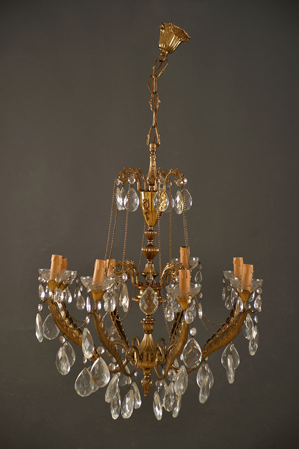 Vieux lustres Collection de vieilles lampes Commerce Pologne