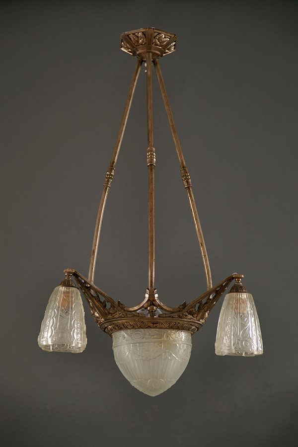 Vieux lustres Collection de vieilles lampes Commerce Pologne
