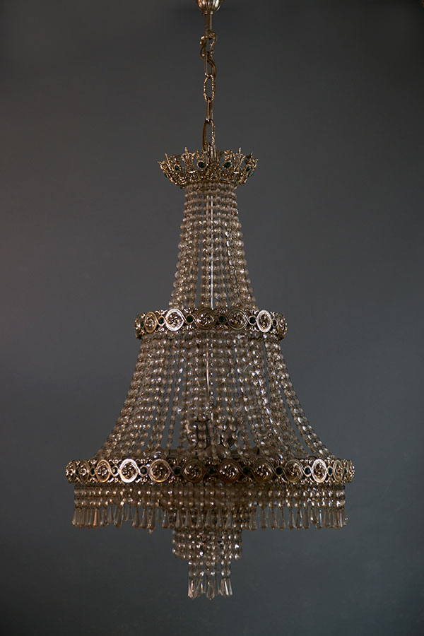 Vieux lustres Collection de vieilles lampes Commerce Pologne