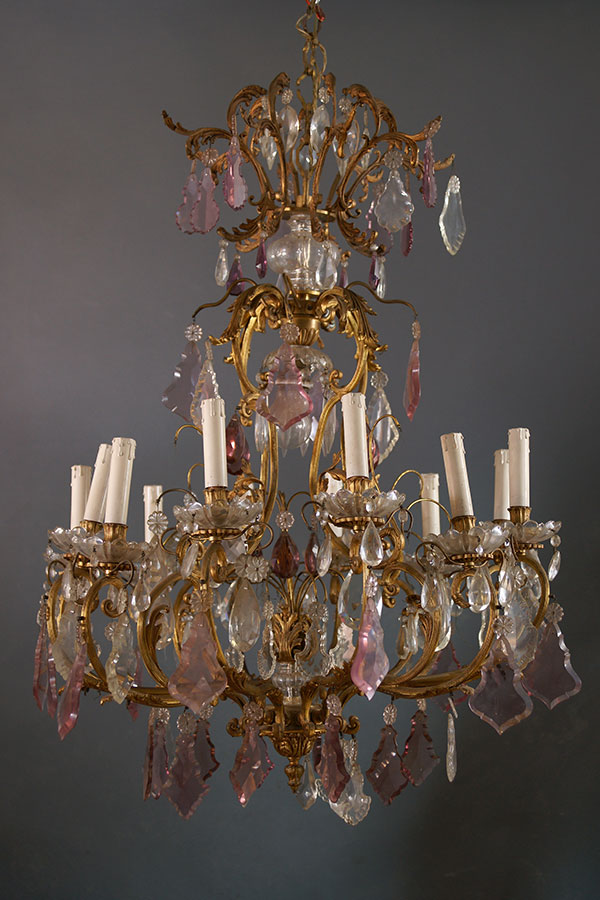 Vieux lustres Collection de vieilles lampes Commerce Pologne