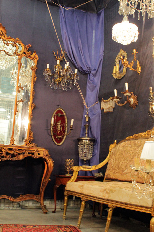 Vieux lustres Collection de vieilles lampes Commerce Pologne