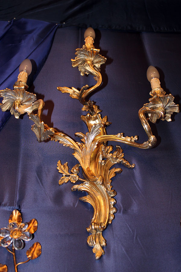 Vieux lustres Collection de vieilles lampes Commerce Pologne